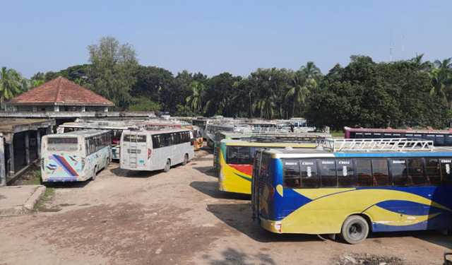 ভোলায় অনির্দিষ্টকালের বাস ধর্মঘট