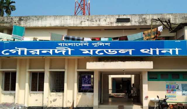 এক লাখ টাকা ঘুষ দাবির অভিযোগ, ওসি ও এসআইয়ের বিরুদ্ধে নালিশি