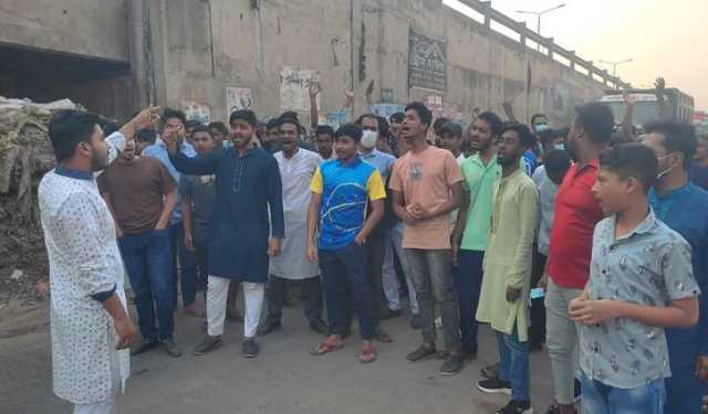 গাজীপুরে চাঁদাবাজি বন্ধের দাবিতে বিক্ষোভ
