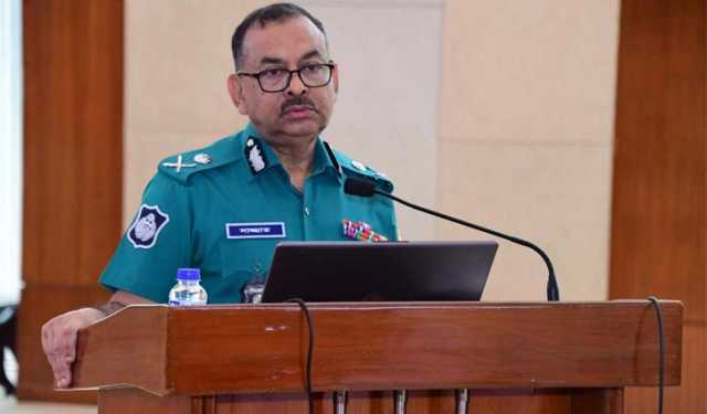 আমলযোগ্য অপরাধের ঘটনায় মামলা নিতে হবে: ডিএমপি কমিশনার