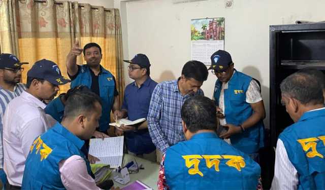 দুদকের ফাঁদে ডিএসসিসির ওয়ার্ড সচিব ধরা