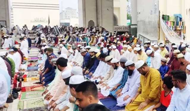 রাজধানীতে কোথায় কখন ঈদের জামাত