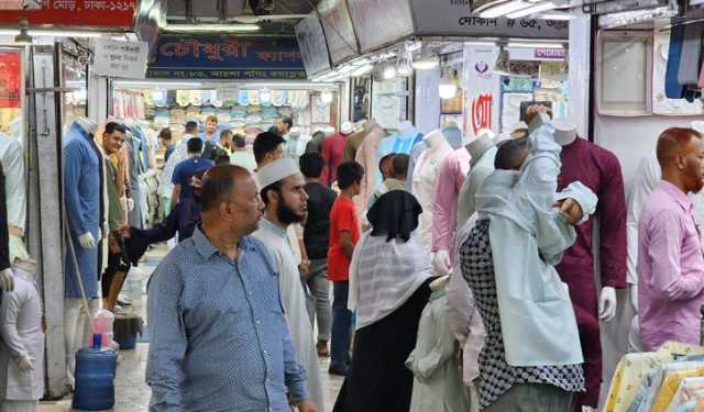 কড়া নাড়ছে ঈদ, চলছে শেষ মুহূর্তের কেনাকাটা