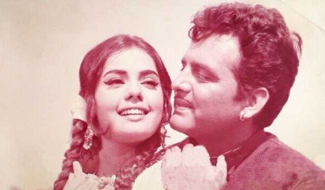প্রেম বিয়েতে না গড়ালেও, তারকা জুটি হন বেয়াই-বেয়াইন