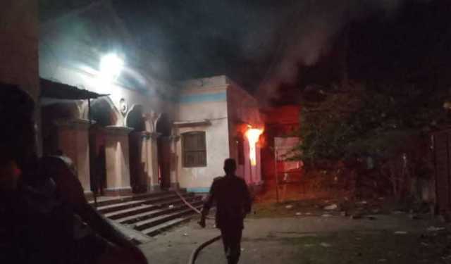 পুঠিয়ায় পৌর ভবনে আগুনে পুড়ল টিসিবির পণ্য
