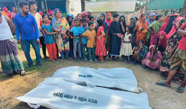 কুষ্টিয়ায় বাসের চাপায় দুই মোটরসাইকেল আরোহী নিহত, আহত ১