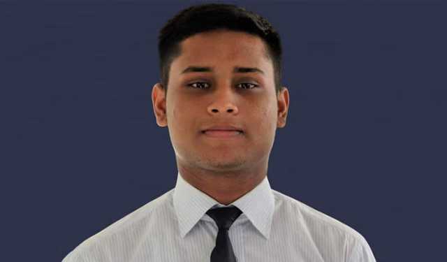 হাসনাত আব্দুল্লাহর স্ট্যাটাসে তোলপাড়, সরব ছাত্রনেতারা