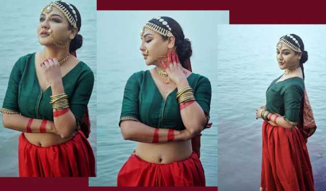 বেনারসিতে নজরকাড়া জয়া