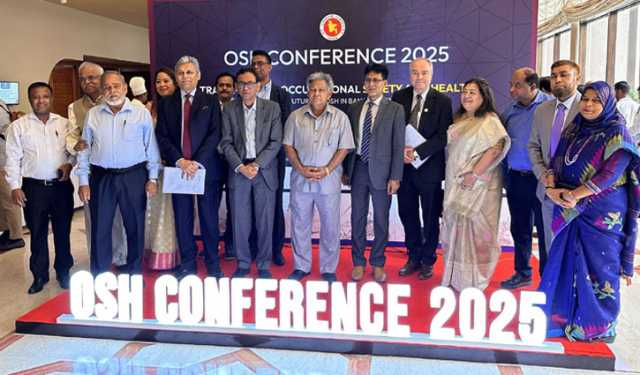 শ্রমজীবী মানুষের পেশাগত স্বাস্থ্য ও নিরাপত্তা নিশ্চিতকরণে সরকার অঙ্গীকারবদ্ধ: শ্রম উপদেষ্টা