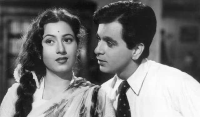 মধুবালাকে কেন কষিয়ে থাপ্পড় মেরেছিলেন দিলীপ কুমার?