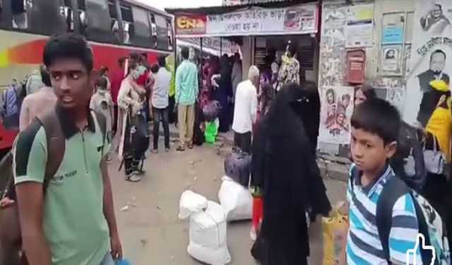 নাড়ির টানে বাড়ির পানে ছুটছে মানুষ