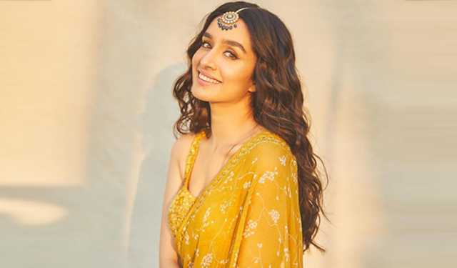 শ্রদ্ধার আকাশচুম্বী পারিশ্রমিক