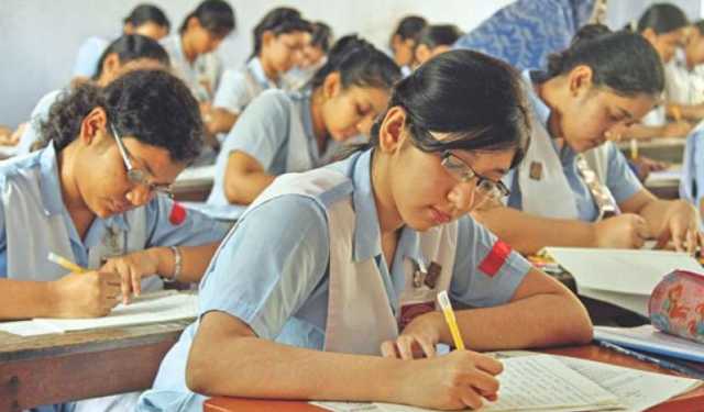 এসএসসি পরীক্ষা পেছানোর ‘সুযোগ নেই‘