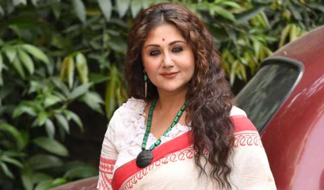 ‘মেয়েরা ৬টা প্রেম করলে বেশ্যা, ছেলেরা করলে লোকে বলে— এলেম আছে’