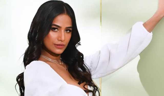 পুনম পান্ডে এবার ঘটালো অন্যরকম অঘটন