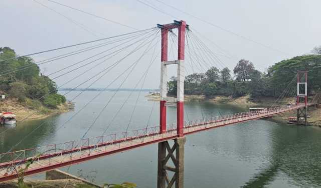ঈদের ছুটিতে পর্যটক বরণে প্রস্তুত রাঙামাটি 