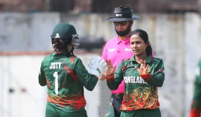 হ্যাটট্রিক জয়ের পর মিলল হারের স্বাদ