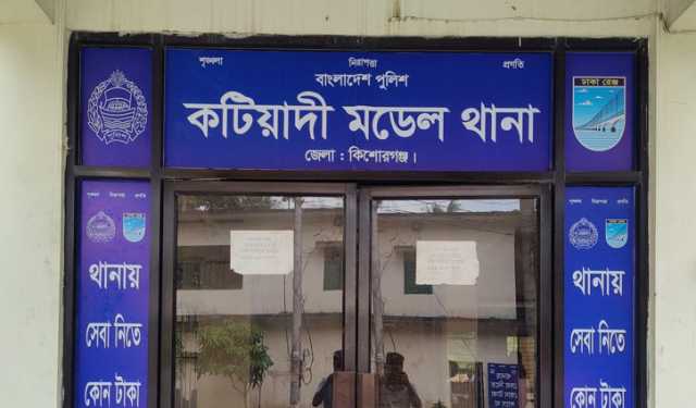 শিশুকে ধর্ষণচেষ্টার অভিযোগে দোকানি আটক