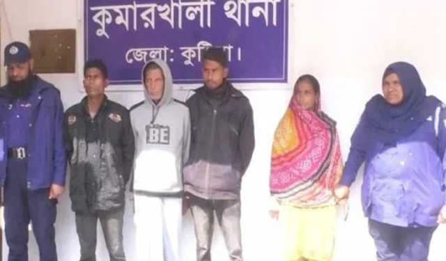 কুমারখালীতে ভ্যানচালক হত্যা মামলায় গ্রেপ্তার ৪