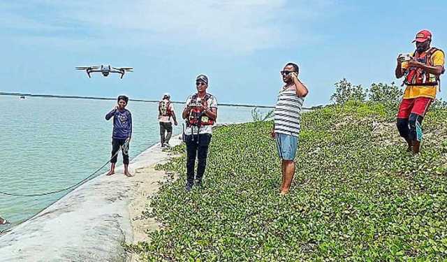সাগরে ড্রোন উড়িয়ে অরিত্রের সন্ধান চালাচ্ছে বিমানবাহিনী