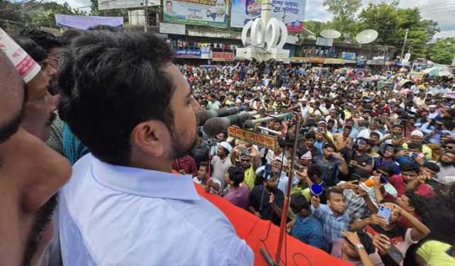 পুরনো সিস্টেম ও দখলদারিত্ব ফিরে আসার চেষ্টা চলছে : নাহিদ  