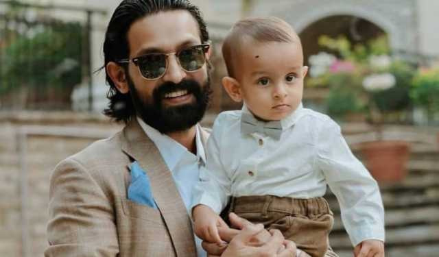 ছেলের পরিচয়পত্রে কেন ধর্ম উল্লেখ করেননি বিক্রান্ত?