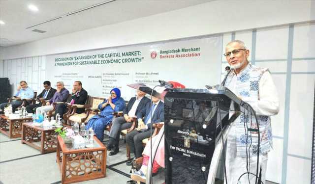 অর্থনীতি ঘুরে দাঁড়াচ্ছে, পুঁজিবাজার স্থিতিশীলতার পথে: ড. আনিসুজ্জামান
