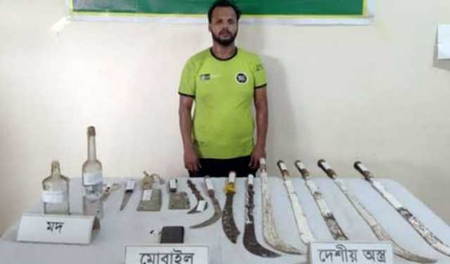 গোপালগঞ্জে অস্ত্রসহ ছাত্রলীগ সদস্য গ্রেপ্তার