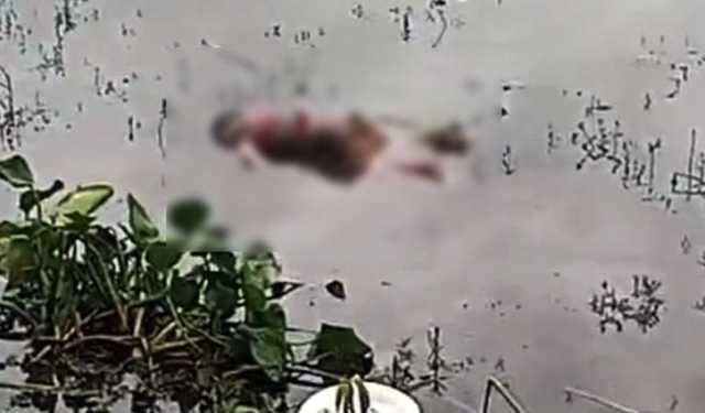 লাল জামা ও কমলা ট্রাউজার পড়া শিশুর মরদেহ ভাসছিল নদীতে