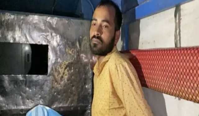 মেয়েকে হত্যার পর খালে ভাসিয়ে দিল বাবা