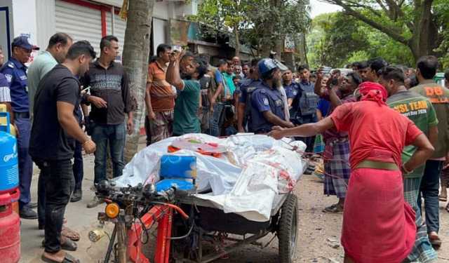 গণপিটুনিতে নিহত ৩: গ্রেপ্তার আতঙ্কে পুরুষশূন্য কড়ইবাড়ী গ্রাম
