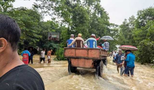 ফেনীতে বন্যা পরিস্থিতির অবনতি