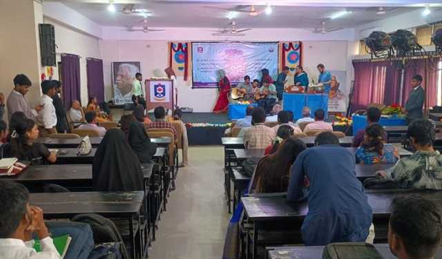 গবি শিক্ষার্থীদের ‘যুক্তিতে মুক্তি পাচ্ছে বাংলাদেশ’