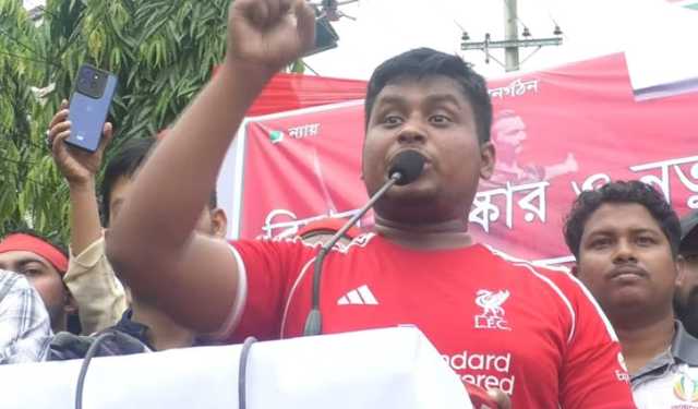 হাইব্রিড নেতারা অন্যের ছেলের ভবিষ্যৎ নষ্ট করে নিজের ছেলের ভবিষ্যৎ গড়ে