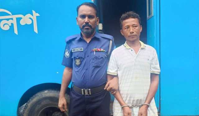 খাগড়াছড়িতে অস্ত্র মামলার আসামিকে ১৭ বছরের দণ্ড