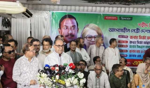 সরকার নির্বাচন এড়িয়ে যাওয়ার ষড়যন্ত্র করছে: মির্জা আব্বাস 