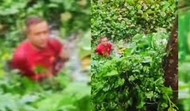 ছাত্র-জনতার ভয়ে কচুরিপানায় ভরা ডোবায় আ.লীগ নেতার ঝাঁপ