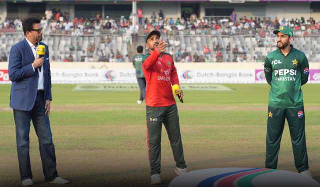 সরাসরি: নবম বলেই উইকেট হারালো বাংলাদেশ