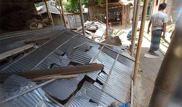 গংগাচড়ায় হিন্দু পাড়ায় হামলার ঘটনায় মামলা, আসামি ১২০০ 