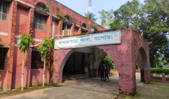 যশোরে গৃহবধূর মরদেহ উদ্ধার, স্বামী আটক