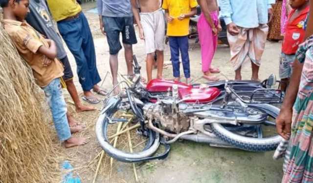 ঠাকুরগাঁওয়ে দুই মোটরসাইকেলের সংঘর্ষে প্রাণ গেল যুবকের