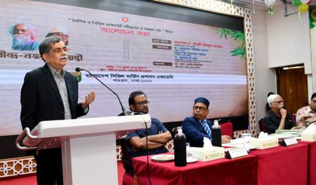 রবীন্দ্রনাথ-নজরুল জীবনঘনিষ্ঠ কবি: শিক্ষা উপদেষ্টা