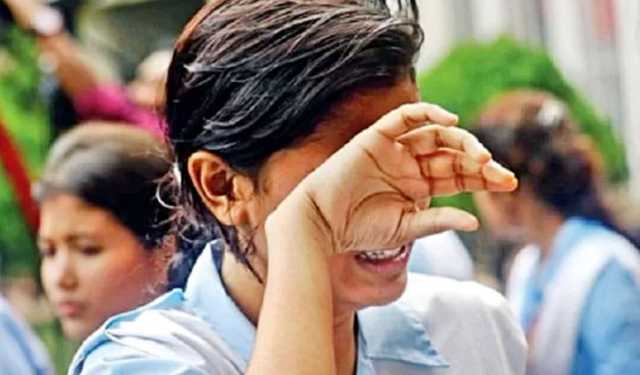 দুই স্কুলের ২২ শিক্ষক পাস করাতে পারেননি ৩০ শিক্ষার্থীকে!