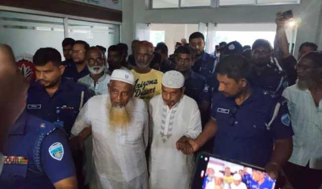মুরাদনগরে ৩ জনকে হত্যা: ৮ জন রিমান্ডে