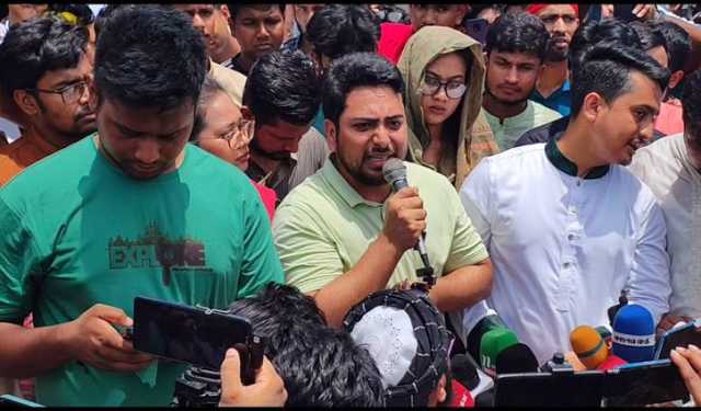 বাংলাদেশপন্থিদের হাতেই চলবে বাংলাদেশ: নাহিদ 