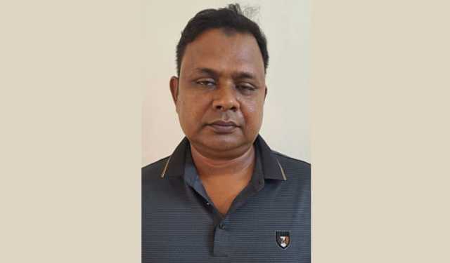 সাবেক প্রতিমন্ত্রী জাকির হোসেনের পিএস গ্রেপ্তার