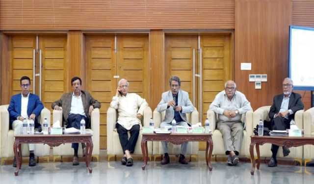 আত্মত্যাগের পথ পেরিয়ে সুযোগ এসেছে, হেলায় হারানো যাবে না: আলী রীয়া