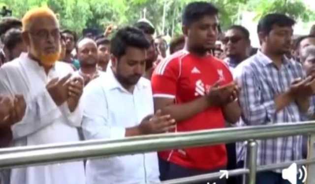 কুষ্টিয়ায় আবরার ফাহাদের কবর জিয়ারত করলেন এনসিপির শীর্ষ নেতারা