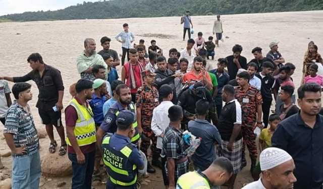 জাফলংয়ের নদীতে পর্যটক নিখোঁজ