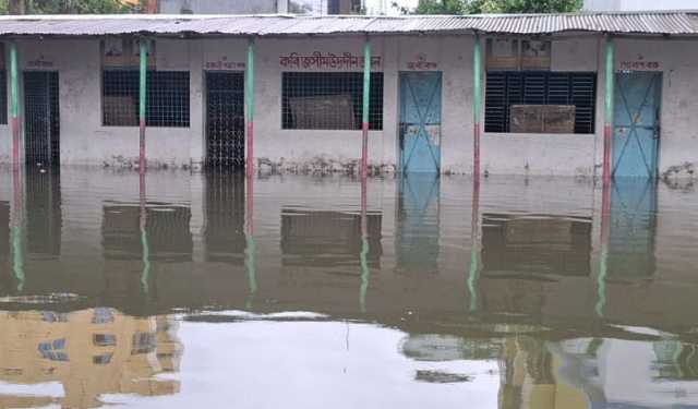 নোয়াখালীর ৪ উপজেলার সব প্রাথমিক বিদ্যালয় বন্ধ ঘোষণা
